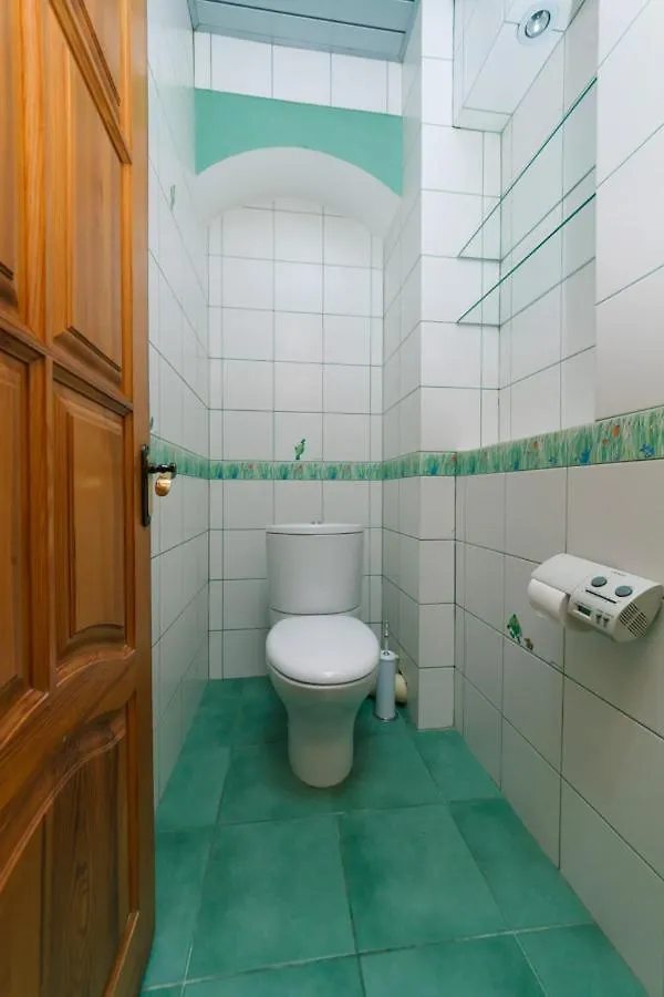 Apartment On Mala Zhytomyrska Street 17 Kyiv