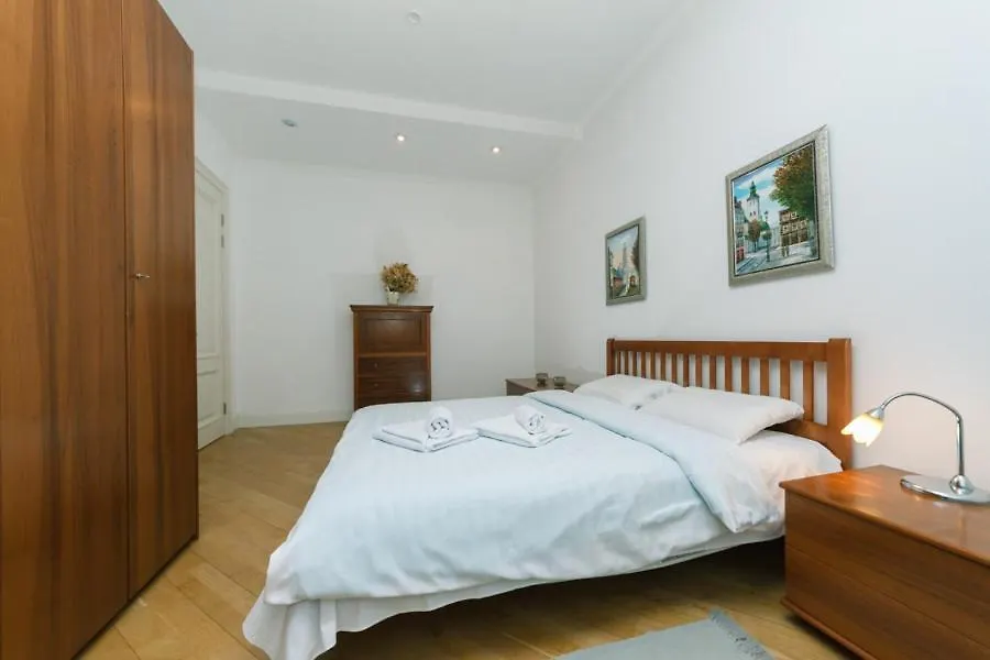 Apartment On Mala Zhytomyrska Street 17 Kyiv